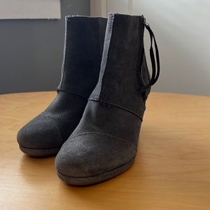TOMS Zip Up Wedge